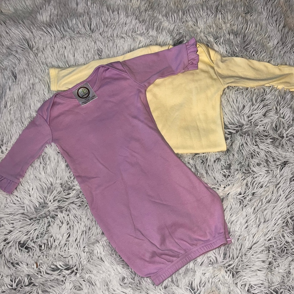 2 Newborn gowns